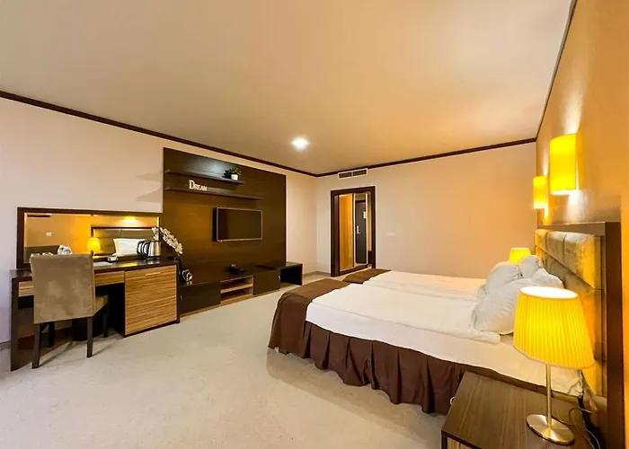 Dream Hotel 3*