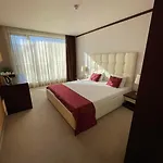 Dream Hotel 4*